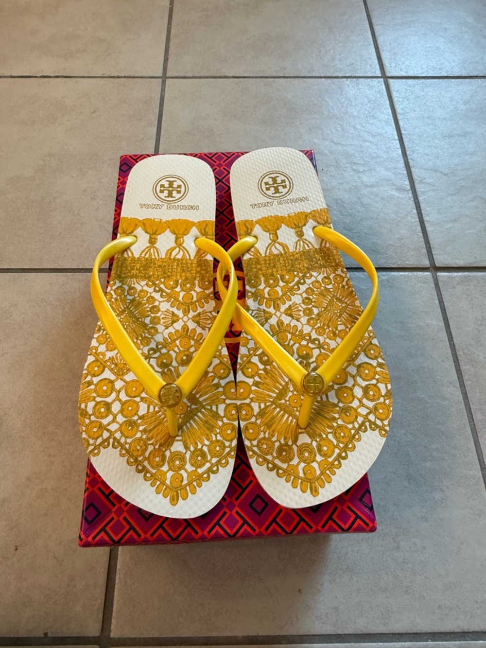 NWT Tory Burch Flip Flops